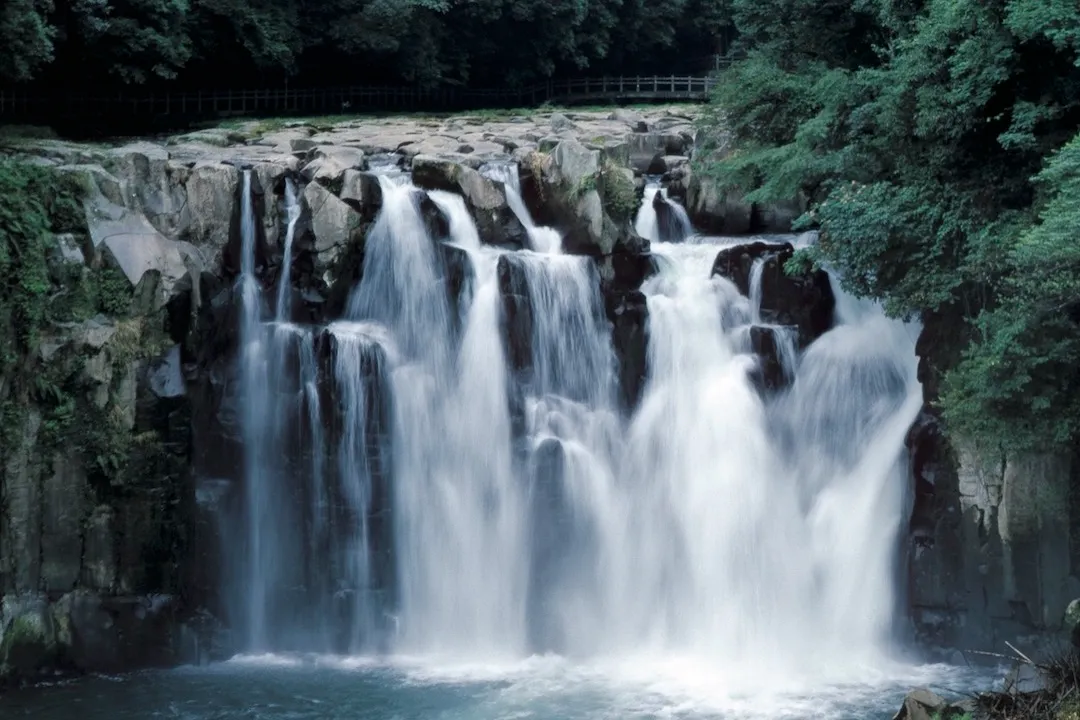 Sekinoo Falls